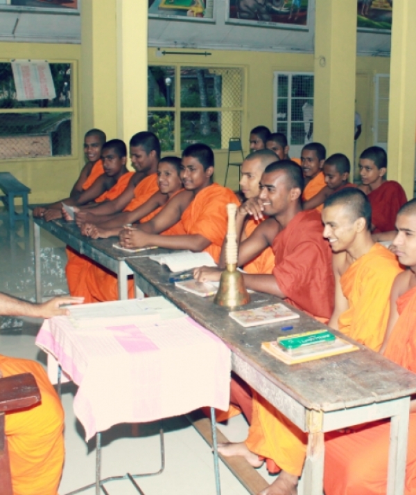Văn học Phật giáo - Con đường giáo dục của Phật giáo