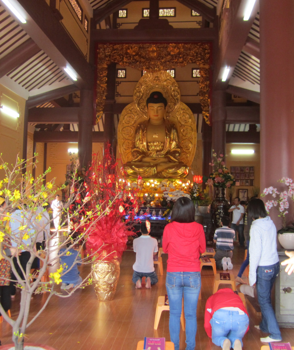 Văn học Phật giáo - Đi chùa để làm gì?