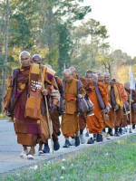 Phật sự đó đây - Tiểu Lục Thần Phong 