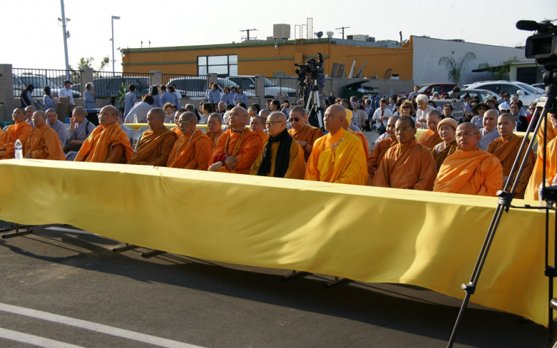 Đại lễ mừng Phật đản và Khai giảng Viện Phật học Bồ-đề Phật quốc